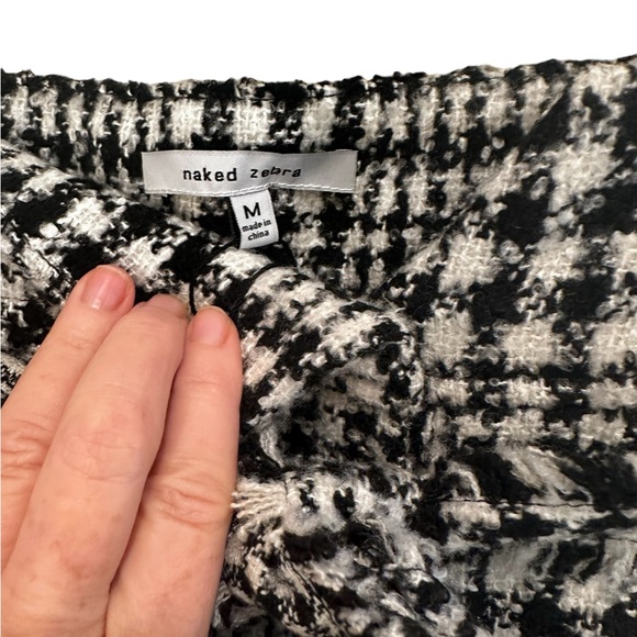 Naked Zebra paperbox style shorts - Picture 3 of 5